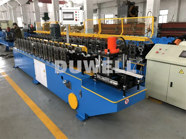 roller shutter door forming machine