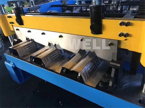 deck roll forming machine